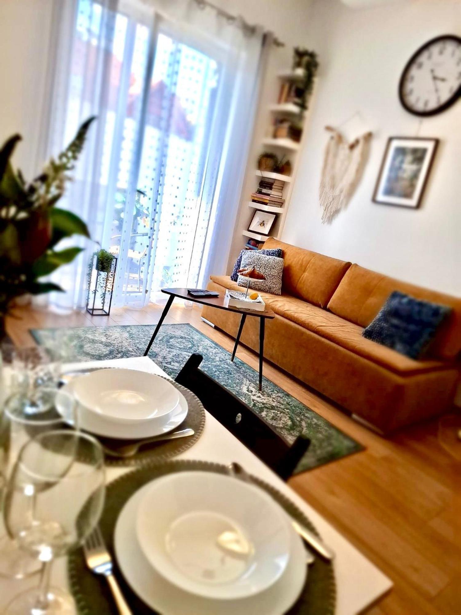Apartament Na Grobli, Przy Kladce Zwierzynieckiej Breslávia Exterior foto
